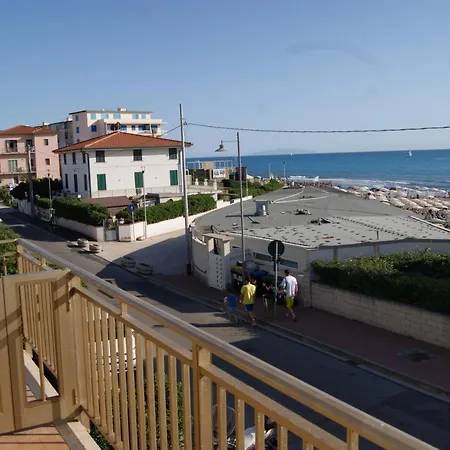 Castiglioncello Blue Nest * Rosignano Solvay