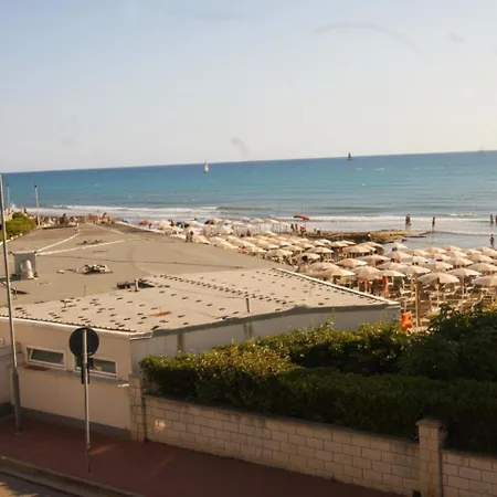 Apartment Castiglioncello Blue Nest *