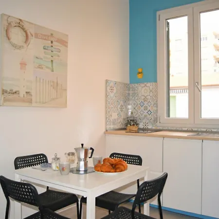 Castiglioncello Blue Nest 公寓